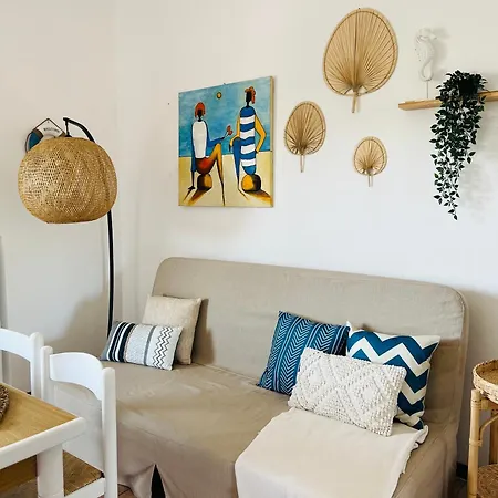 Apartament First Line Sea View Caravella