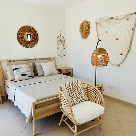 Apartment First Line Sea View Caravella
