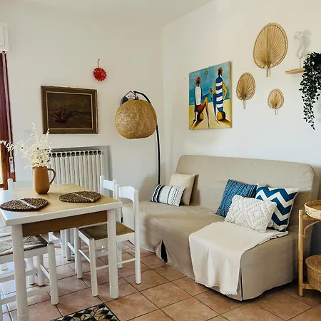 First Line Sea View Caravella Apartment Silvi Marina
