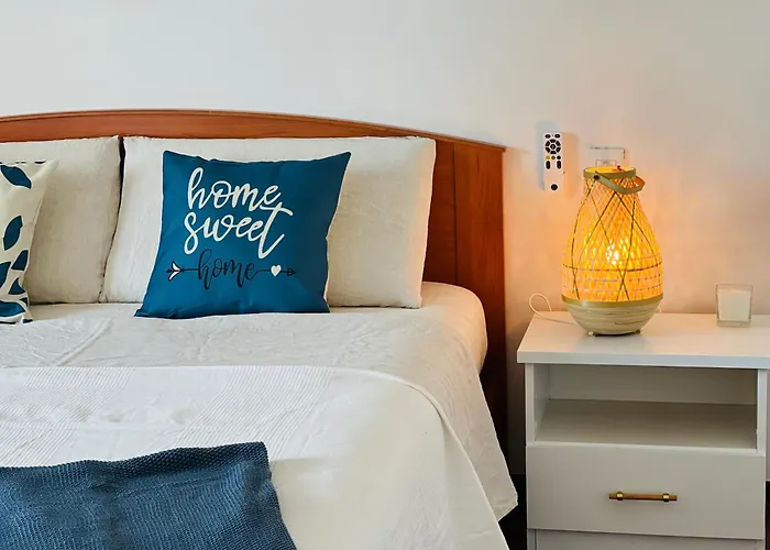 Apartamento First Line Sea View Caravella *